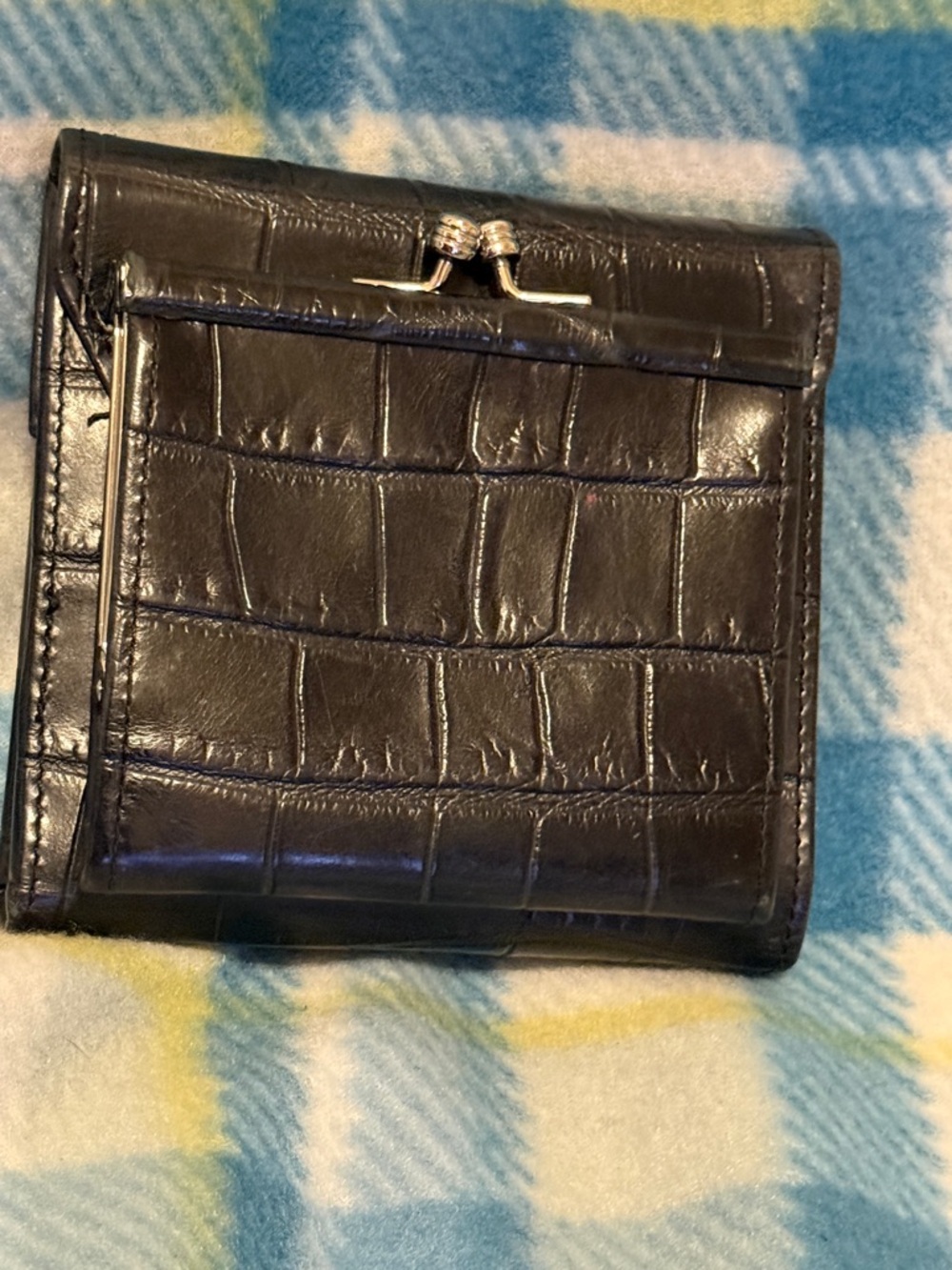 Dooney and Bourke credit card wallet - Picture 2 of 9